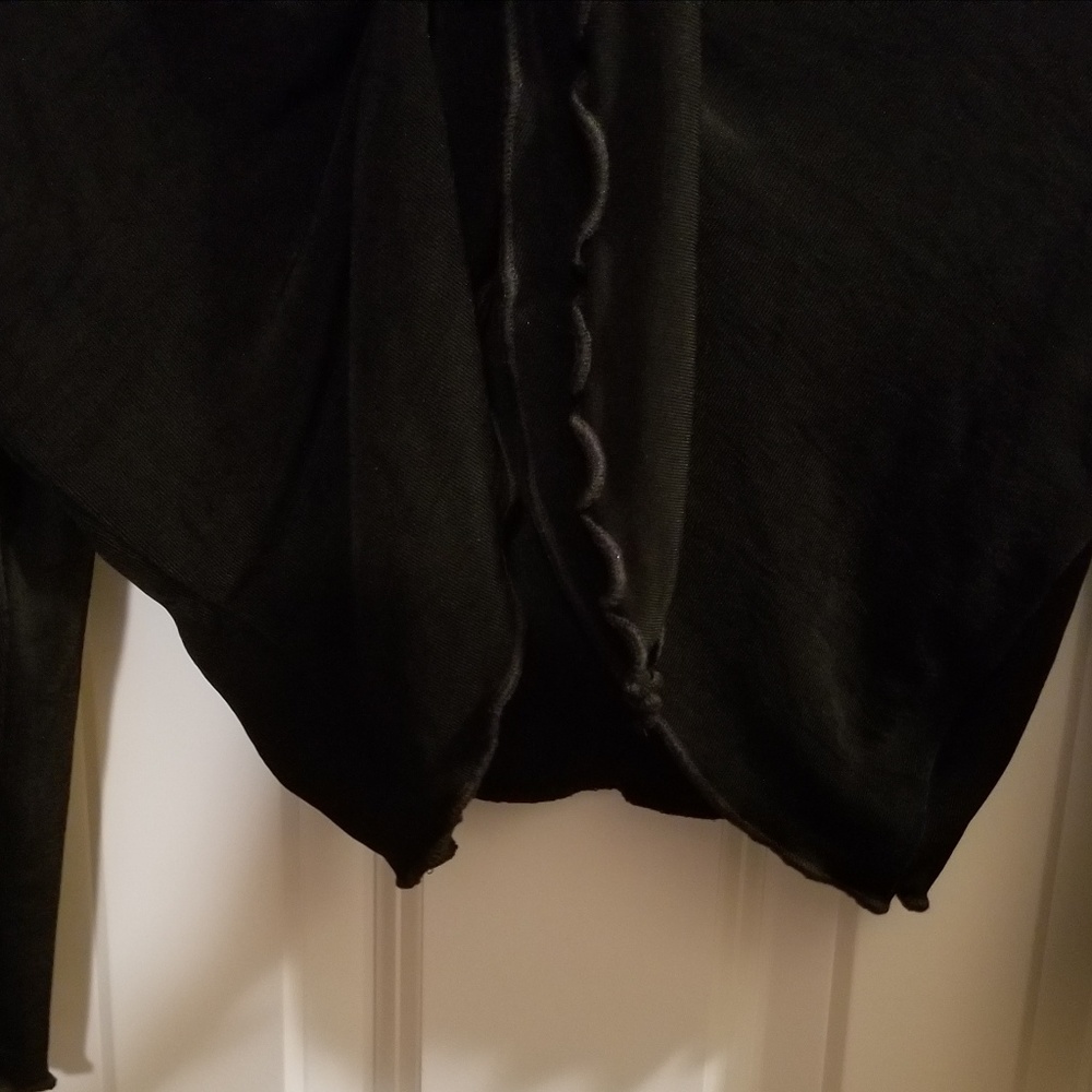 Black Crop Jacket - Picture 4 of 5